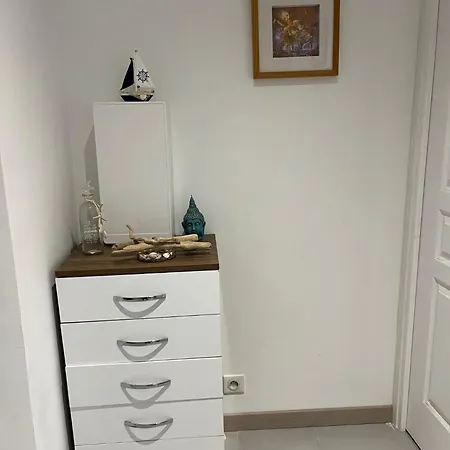 Apartment F2 Rez De Entre Et Montagne *