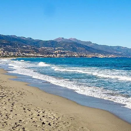 F2 Rez De Entre Et Montagne شقة *