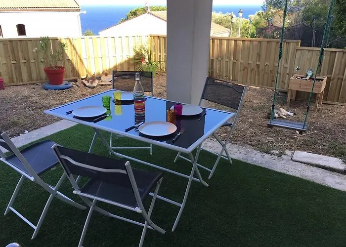 F2 Rez De Entre Et Montagne Apartman San-Martino-di-Lota