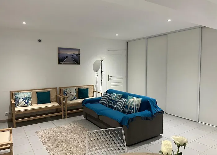 F2 Rez De Entre Et Montagne Apartman